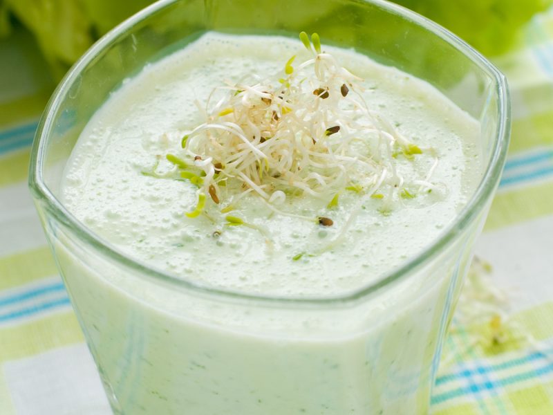 JWSGREENJUICEdreamstime_m_18295410